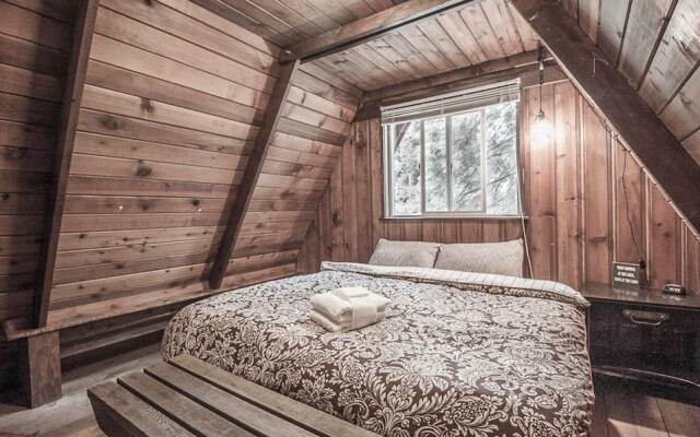 The Simple Life Cabin Apartment 2