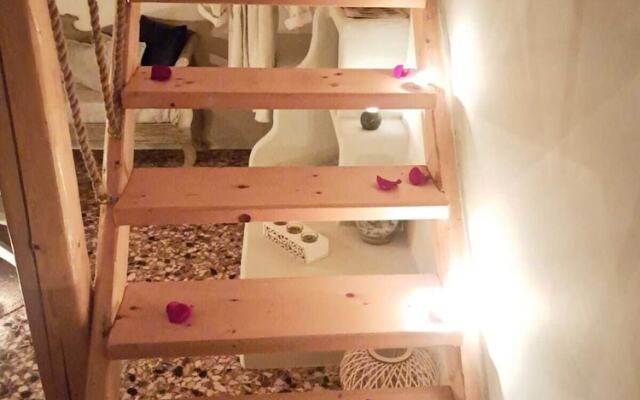 Asera Suites Near Kamari Beach