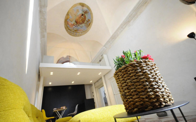 Holliday Charming Home