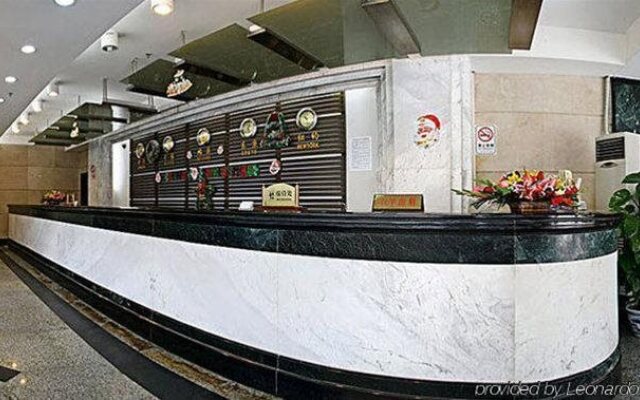 Lavande Hotel JHWG Metro Station