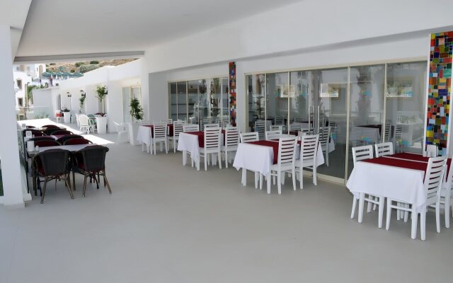 Siesta Beach & Apart Hotel