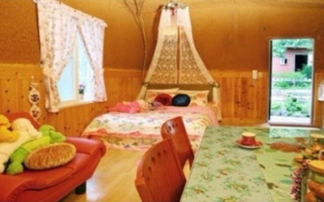 Pyeongchang Byeolbitsanyang Pension