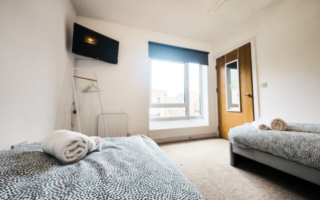 Stunning 2-bed House in Sheffield