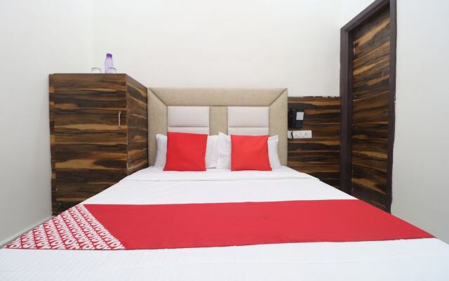 Oyo 39638 Hotel Indigo