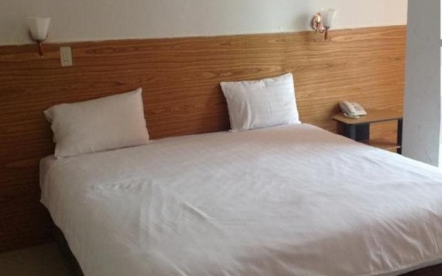 Royal Parbina Hotel – Guest Rooms – Pematang Siantar