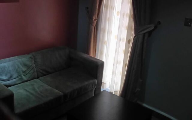 Hard Break Hotel and Suite