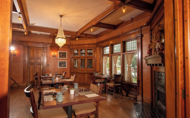 Cartier Mansion B&B