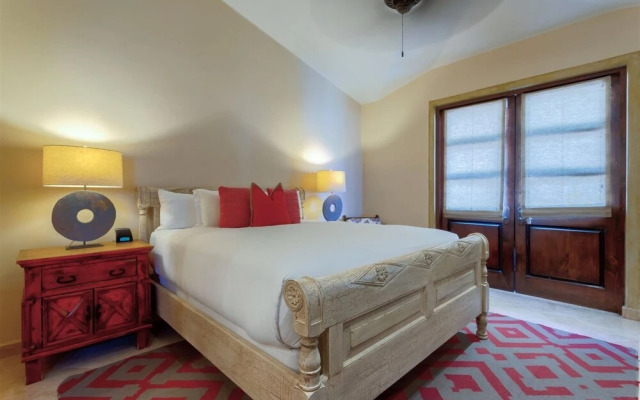 Villa Tranquila: 4 Bedroom Ocean View Villa Perfect for Relaxing at a Discounted Rate!