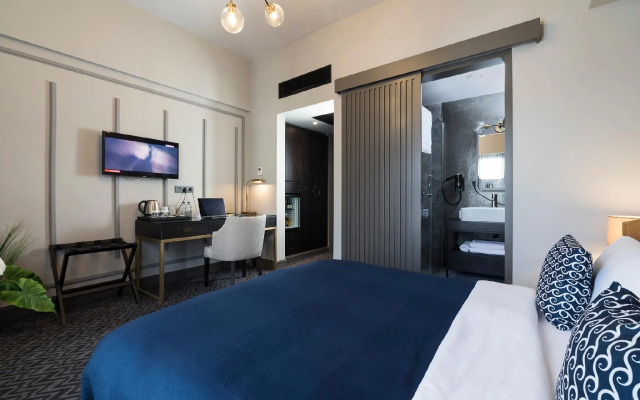 Nabu Hotel