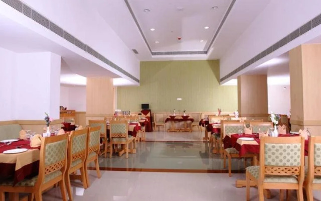 Hotel Pooram International