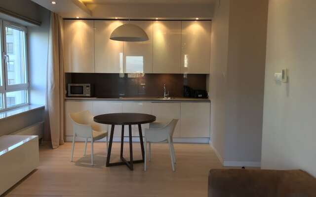 Green Wood Apartments Platinum Towers