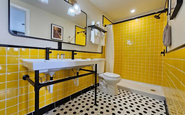 The Hotel Laurel at Seneca