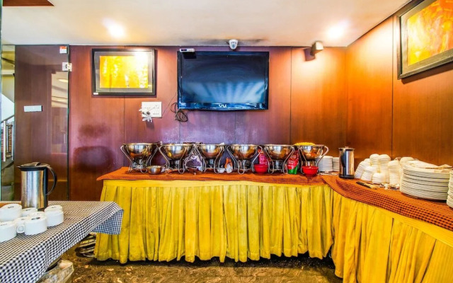 Loharkar's Sitabuldi by Fabhotels