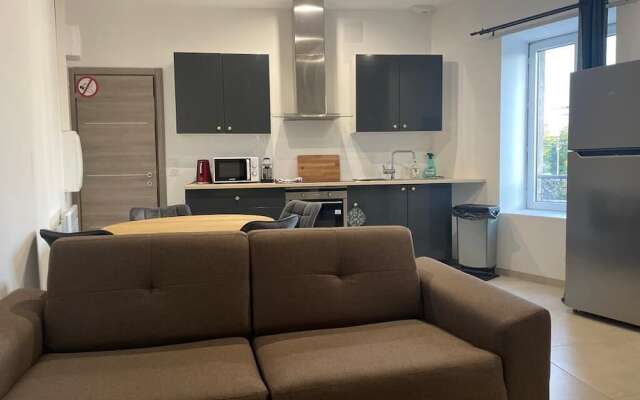 Appartement Confort Equipe Au Coeur De Beziers (Adults Only)