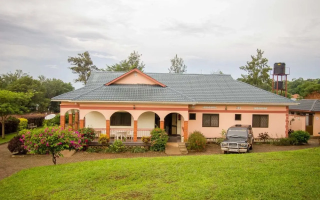 Kanfi Hotel