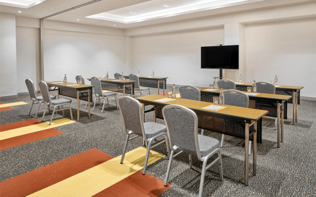 Park Inn By Radisson Clark