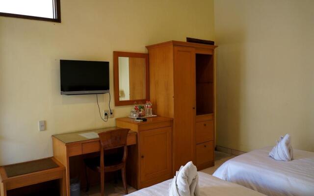 Adisurya Hotel