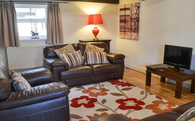 Granary Cottage - UK10994