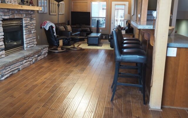 Snow Ridge #6 3 Bedroom Townhouse