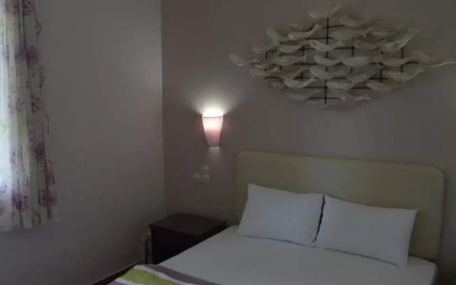 Diamond Palace Apartments