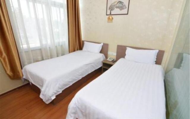 Qingdao Hai Qing Yuan Business Hotel