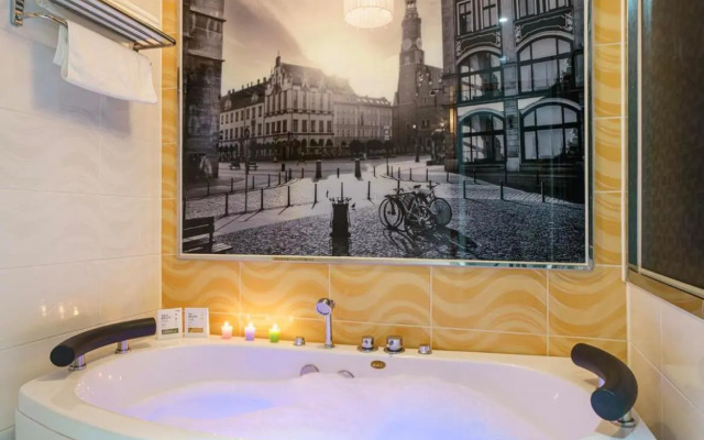 Zara Hotel Peace Square