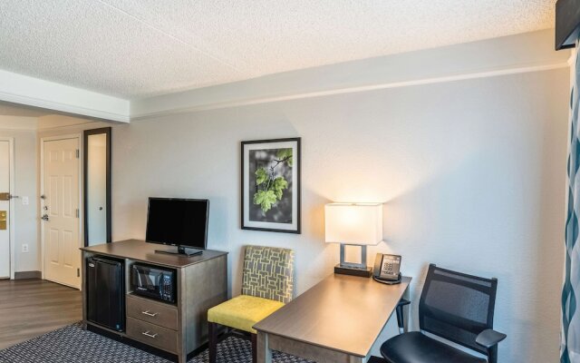 La Quinta Inn And Suites Phoenix Chandler