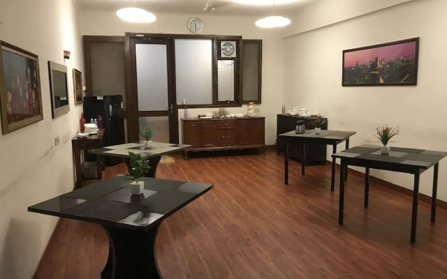 Comfort Villa Rooms and Suites