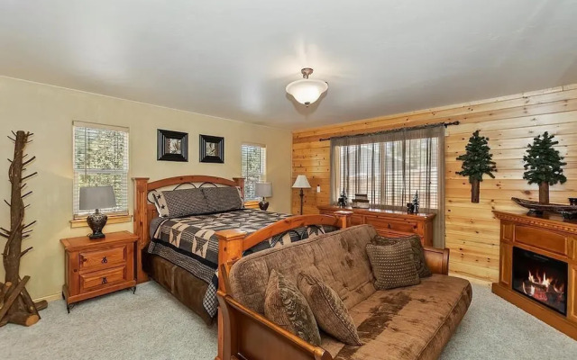 007 - The Log Cabin Getaway