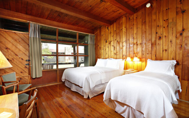 Killarney Mountain Lodge