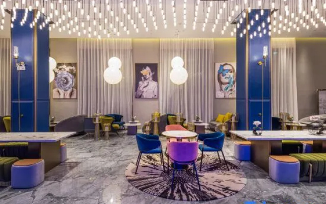 Atour Hotel