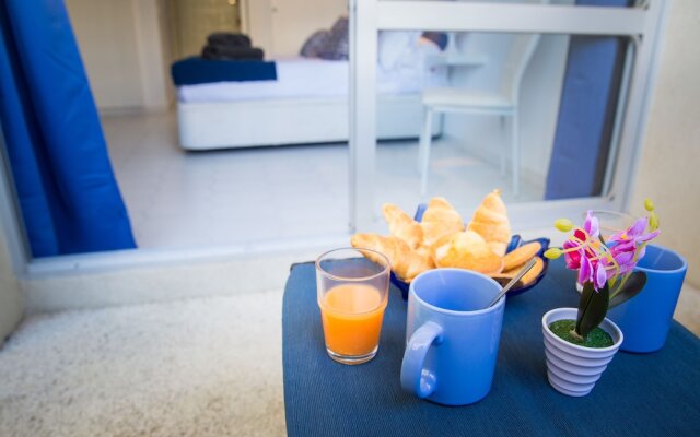 Holidays2Benal Beach