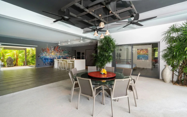 Grand 17m Pool 5BR Villa Mayacol NaiHarn