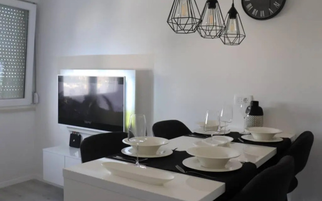 NEW! Top apartment, Split view from above