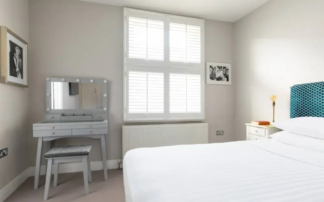 Oakley Street VII by Onefinestay