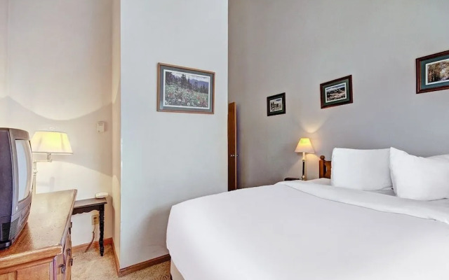 River Mtn Lodge W219