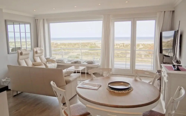 Apartment in Nieuwpoort With Ocean Views