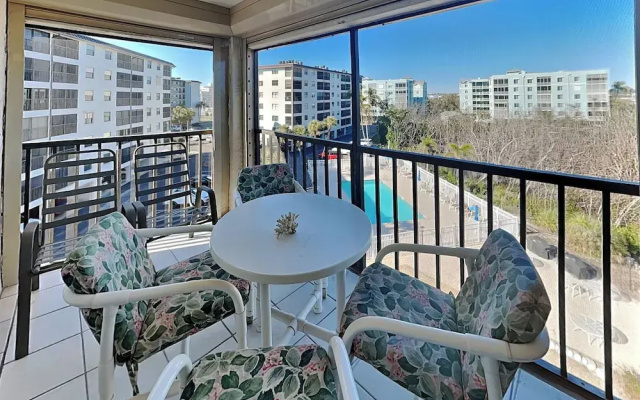 Estero Cove 341