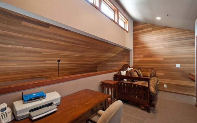 Lakeside Townhomes by Lespri Management