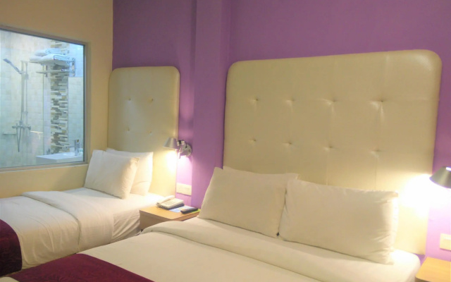 Lumut Suites - photo 5