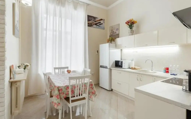 Apartment near Opera Theater