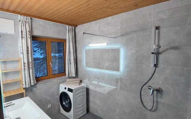 Stony Sea Apartments