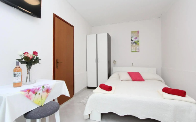 Apartments Divna