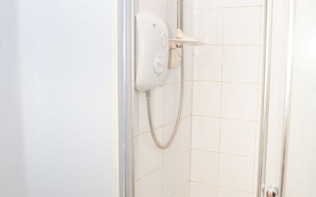 Modern 1 Bedroom in the Heart of Bristol