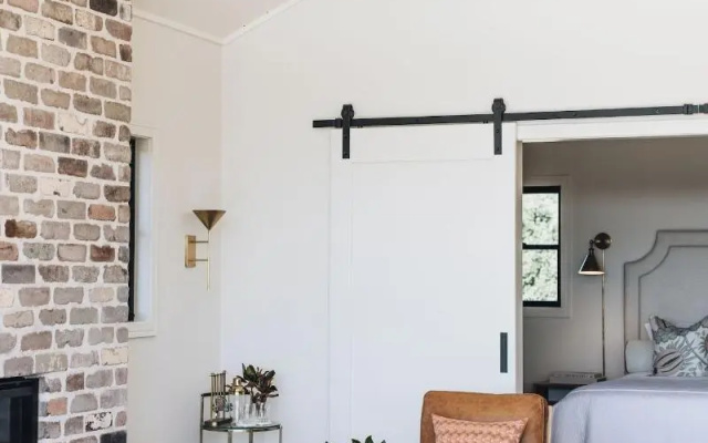 The Brooklet – Guest Rooms – Brooklet