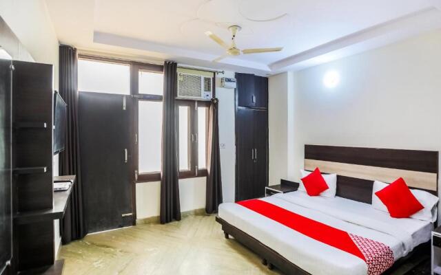 OYO 68014 Yash Residency