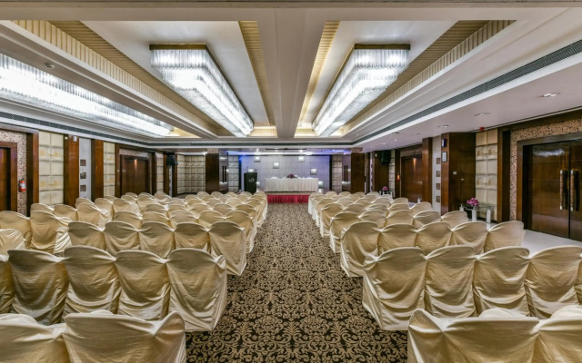 The Regenza by Tunga