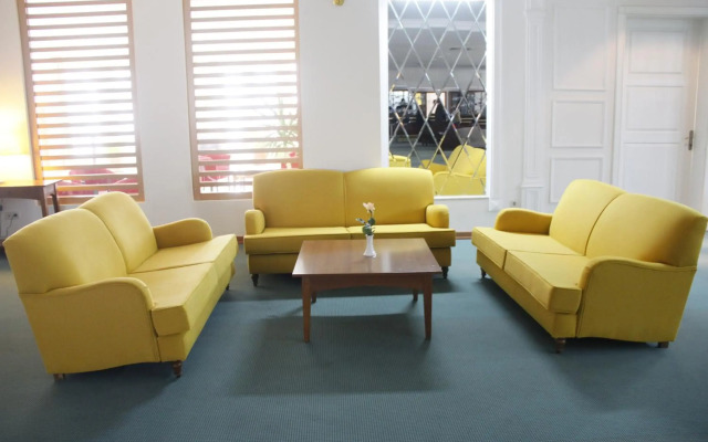 Palan Hotel