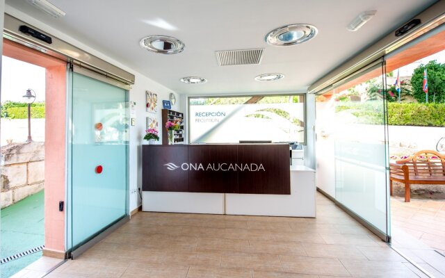 Ona Aucanada Club