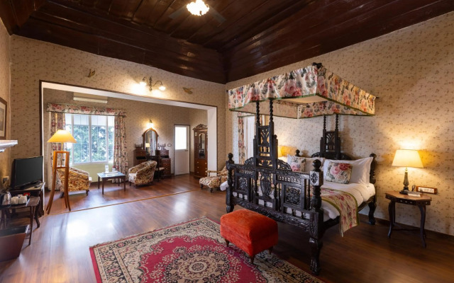 WelcomHeritage Kasmanda Palace